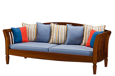 Καναπές βεράντας τριθέσιος 206×80 εκ από ξύλο ιρόκο με λάδι εμποτισμού και καθίσματα με αφρό λάτεξ